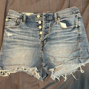 Gap 4” short high rise 28/6R